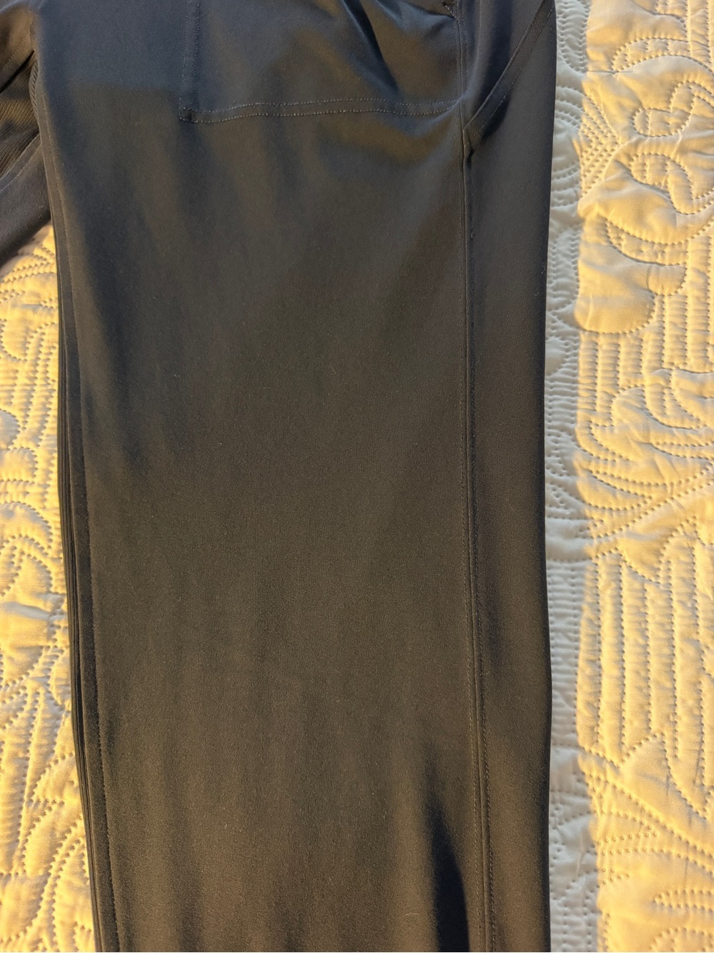 Athleta Navy Tapered Venice Jogger Pants - Size Medium - Picture 10 of 16